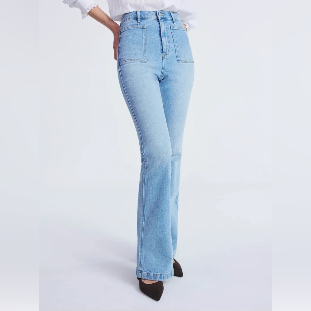Scoop Women's High Rise Patch Pocket Flare Leg Denim Trousers NWT